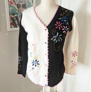 Storybook Knits Vintage Colorblock Floral Embroidered Cardigan Sweater